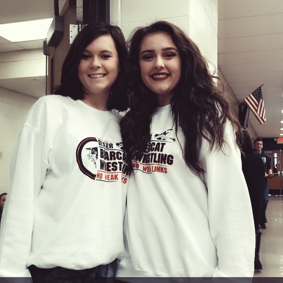 Meet Your Posher, Erica! - Picture 2 of 8